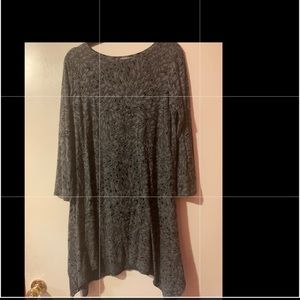 Cutloose sharkbite tunic; great condition; XL